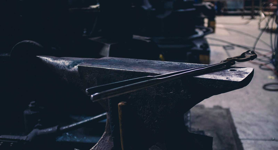 Kolstål vs rostfritt stål – vilket knivstål passar dig bäst?